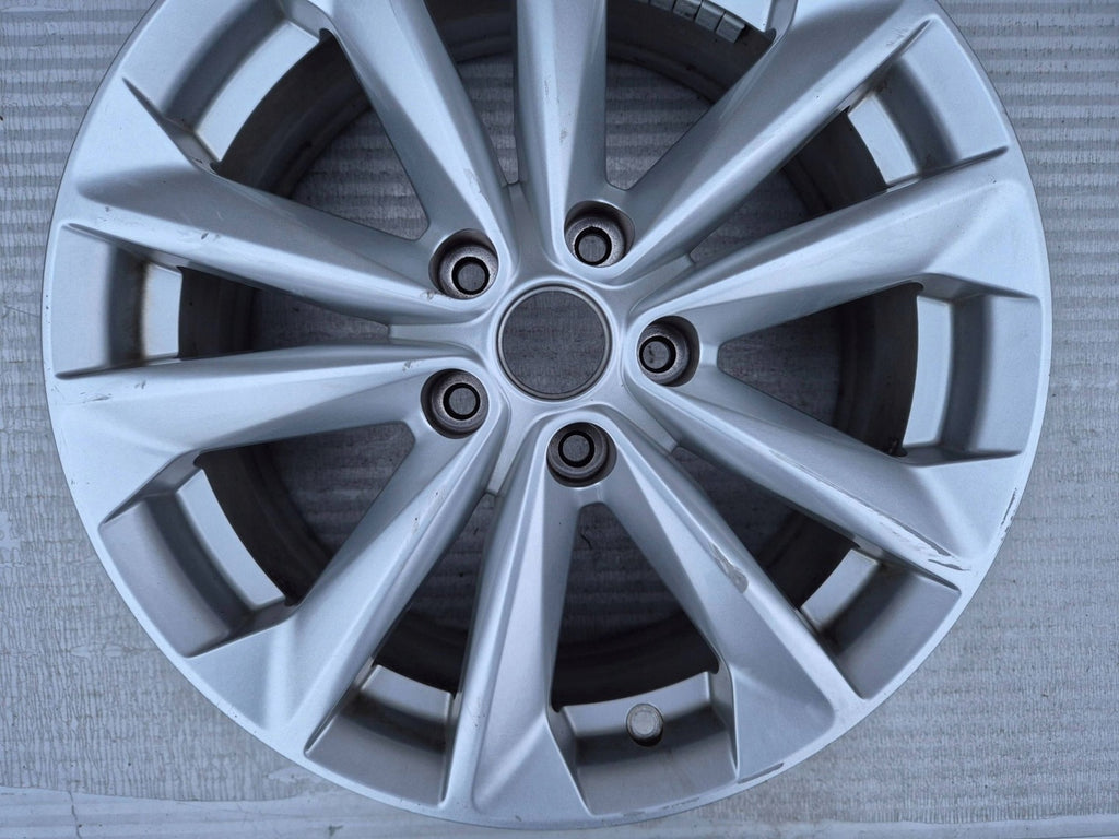 1x Alufelge 17 Zoll 7.0" 5x114.3 40ET DHAN07 Nissan Qashqai I J11 Rim Wheel FEL2242936170qf