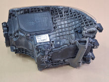 Load image into Gallery viewer, Frontscheinwerfer 2379886 Rechts Scheinwerfer Headlight SCH1886765486bf