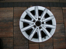 Laden Sie das Bild in den Galerie-Viewer, 1x Alufelge 16 Zoll 6.5" 5x112 49ET Glanz A2464010202 Mercedes-Benz W246 FEL6735843108qn