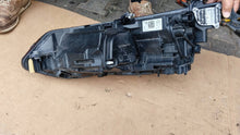 Load image into Gallery viewer, Frontscheinwerfer VW Golf VIII 5H1941036 5H0998478C 901167235 LED Rechts SCH4482355988vm