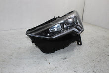 Laden Sie das Bild in den Galerie-Viewer, Frontscheinwerfer Audi Q3 83A941033 Full LED Links Scheinwerfer Headlight