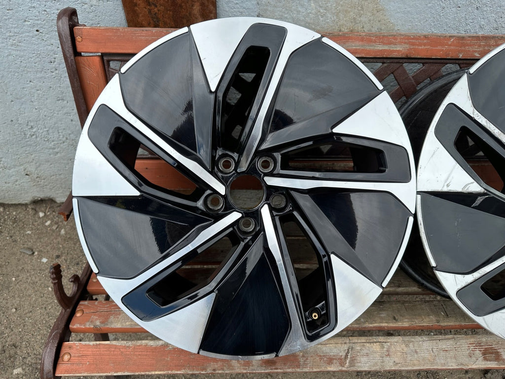 1x Alufelge 19 Zoll 8.0" 5x112 45ET 11A601025 VW Rim Wheel FEL7142166572km