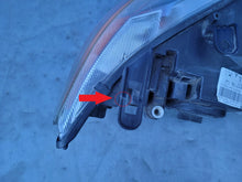 Load image into Gallery viewer, Frontscheinwerfer Mitsubishi Colt I 55599955 Links Scheinwerfer Headlight SCH1333376959ci