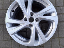 Laden Sie das Bild in den Galerie-Viewer, 1x Alufelge 17 Zoll 7.0&quot; 4x108 38ET Glanz Silber 39182182 Opel Rim Wheel