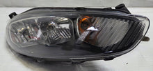 Laden Sie das Bild in den Galerie-Viewer, Frontscheinwerfer Ford Fiesta I C1BB-13W029-AE 6FB117-8B2D80 Rechts Headlight SCH8820095587uj