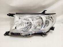 Laden Sie das Bild in den Galerie-Viewer, Frontscheinwerfer Toyota Land Cruiser Ein Stück (Rechts oder Links) Headlight