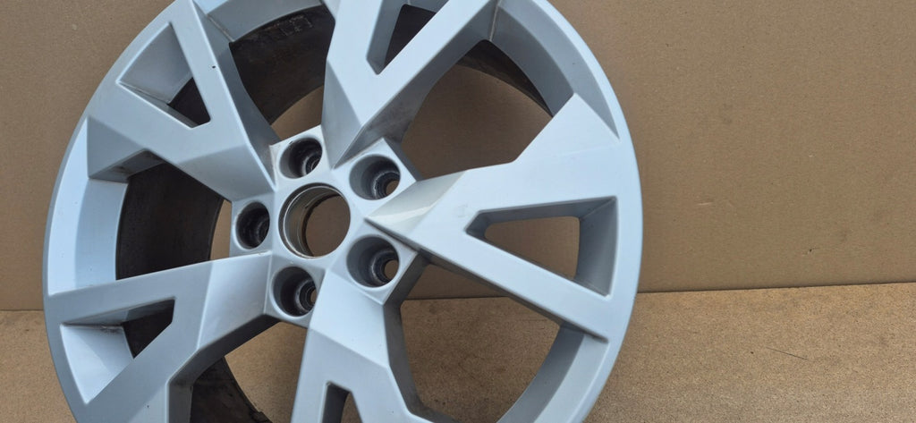 1x Alufelge 17 Zoll 7.0" 5x112 45ET 5E0601025S Skoda Octavia Iii Rim Wheel FEL3822851876nq