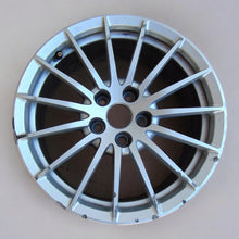 Load image into Gallery viewer, 1x Alufelge 17 Zoll 7.5&quot; 5x112 29ET Glanz Silber 8W0601025 Audi A4 B9 Rim Wheel