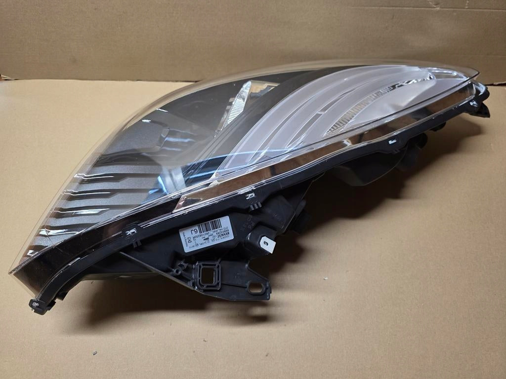 Frontscheinwerfer Renault Scenic 260108250R Rechts Scheinwerfer Headlight SCH8749436098su