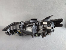 Laden Sie das Bild in den Galerie-Viewer, Frontscheinwerfer Mitsubishi Outlander III 4BX19-8301D3-32 LED Rechts Headlight