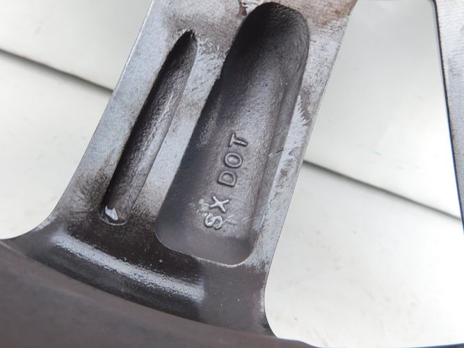 1x Alufelge 15 Zoll 5.0" 4x100 46ET 9KT0421266142 Mitsubishi Space Star