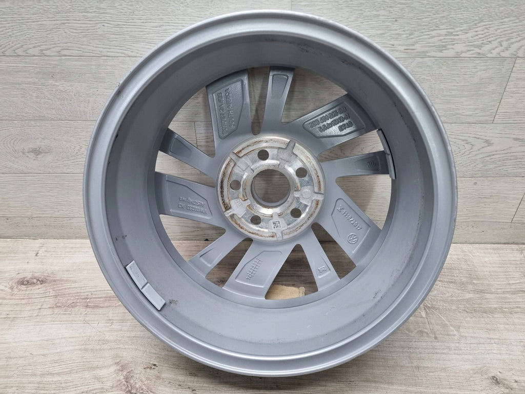 1x Alufelge 15 Zoll 5.5" 5x100 40ET Glanz Silber 2G0601025BB VW Polo Rim Wheel FEL2591917654fz