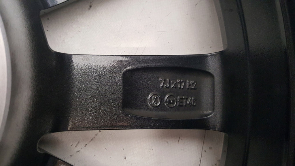 1x Alufelge 17 Zoll 7.0" 5x100 46ET 5JJ601025C Skoda Rapid Rim Wheel