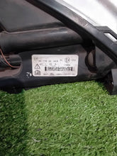 Load image into Gallery viewer, Frontscheinwerfer Ford Focus 8M51-13D153-AD Links Scheinwerfer Headlight SCH6127105987nl