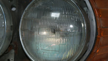 Laden Sie das Bild in den Galerie-Viewer, Frontscheinwerfer Mercedes-Benz Sl R107 1078204761 Links Scheinwerfer Headlight