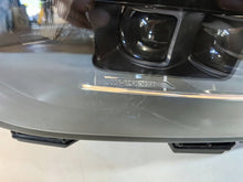 Laden Sie das Bild in den Galerie-Viewer, Frontscheinwerfer Mercedes-Benz W247 A2479061105 Links Scheinwerfer Headlight SCH2246396601qf
