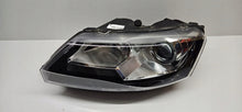 Laden Sie das Bild in den Galerie-Viewer, Frontscheinwerfer Skoda Rapid 5JB941015A Xenon Ein Stück (Rechts oder Links) SCH6809831822no