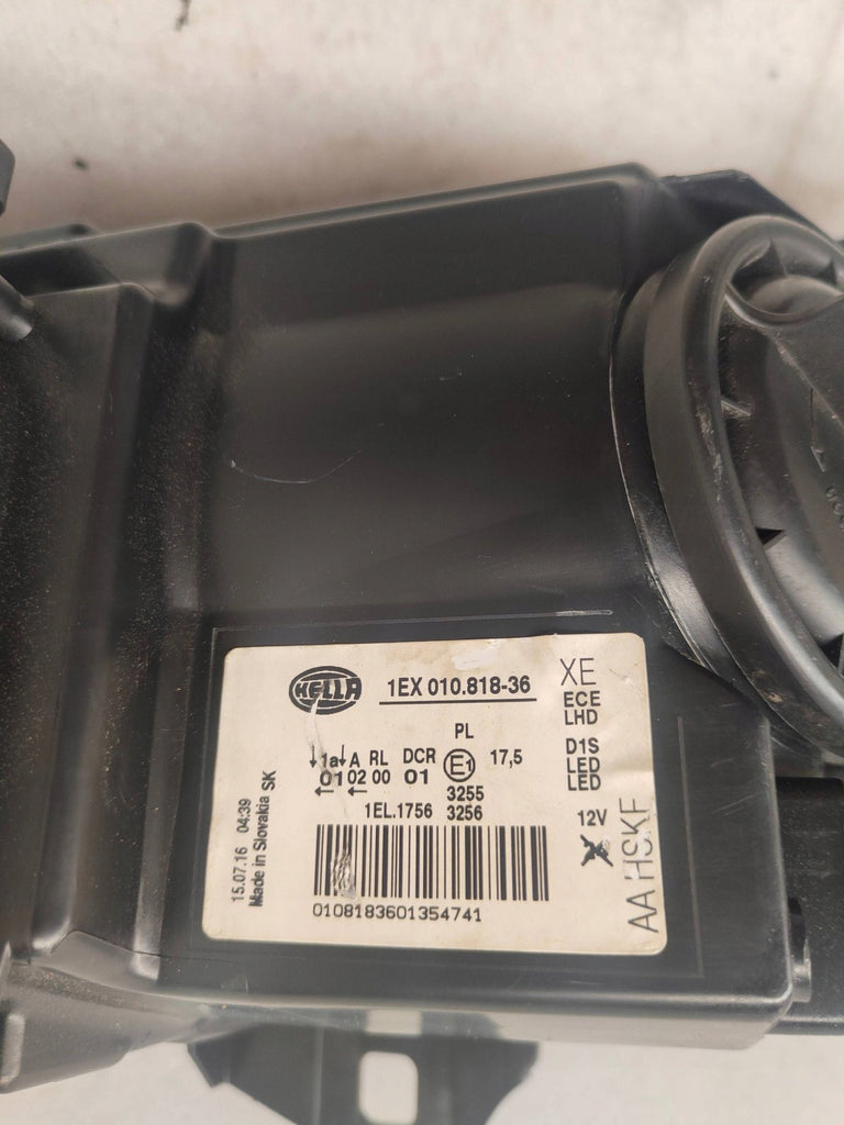 Frontscheinwerfer Mercedes-Benz W176 A1768201161KZ Xenon Rechts Headlight