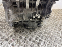 Laden Sie das Bild in den Galerie-Viewer, Motor Hyundai Kona G4LL 1.6 2025 Hybrid Engine Unkomplett MOT9997957743vs