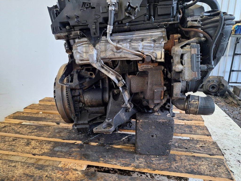 Motor BMW 3 E91 E90 N47D20C 2.0 2011 Diesel Engine Unkomplett