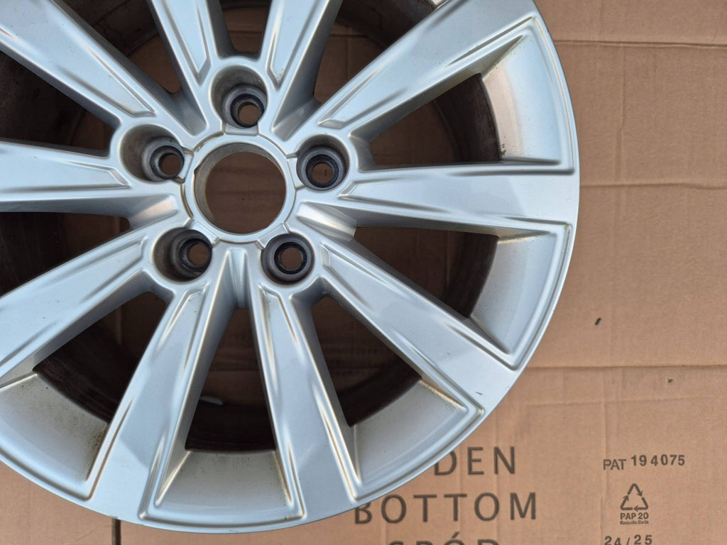 1x Alufelge 16 Zoll 7.0" 5x112 40ET 8V0601025BD Audi A3 Rim Wheel FEL4295088071uz