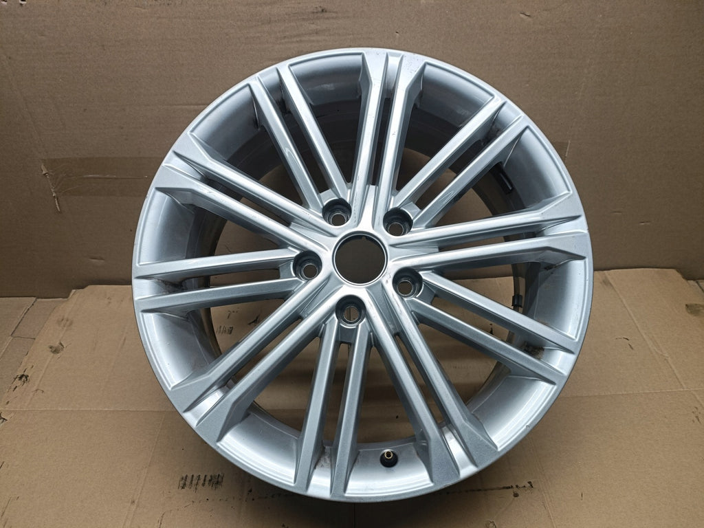 1x Alufelge 17 Zoll 7.0" 5x112 49ET Glanz Grau 5F0601025S Seat Leon Rim Wheel