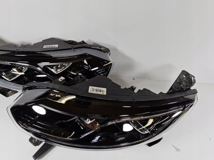 Frontscheinwerfer Renault Espace V 260608819R 260108934R Ein Satz Headlight SCH2148438374ol