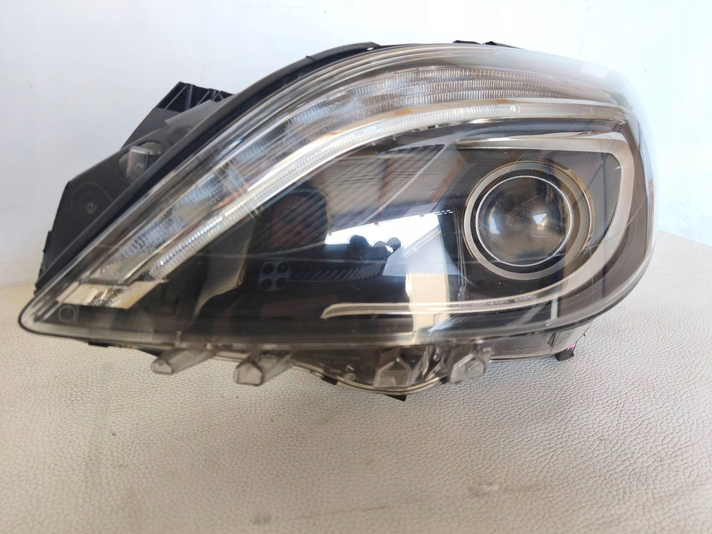 Frontscheinwerfer Mercedes-Benz W246 A2468207161 Links Scheinwerfer Headlight SCH8924414981lb