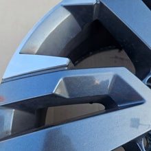 Laden Sie das Bild in den Galerie-Viewer, 1x Alufelge 18 Zoll 7.5" 5x120 45ET Glanz Schwarz 2H6601025J VW Amarok Rim Wheel FEL8069141718aj