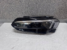 Laden Sie das Bild in den Galerie-Viewer, Frontscheinwerfer Honda Civic I Links Scheinwerfer Headlight SCH4941946357jj