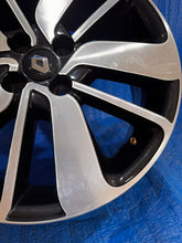 Laden Sie das Bild in den Galerie-Viewer, 1x Alufelge 17 Zoll 7.0&quot; 4x100 403007138R 403008014R Renault Captur Clio