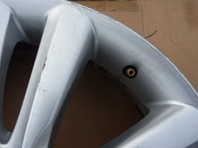 Load image into Gallery viewer, 1x Alufelge 18 Zoll 6.5&quot; 5x114.3 48ET Hyundai Rim Wheel