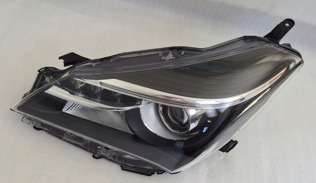 Frontscheinwerfer Toyota Yaris LED Links Scheinwerfer Headlight SCH9136068248sc