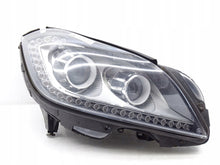 Laden Sie das Bild in den Galerie-Viewer, Frontscheinwerfer Mercedes-Benz Oe Cls X218 C218 A2188208661 Xenon Rechts