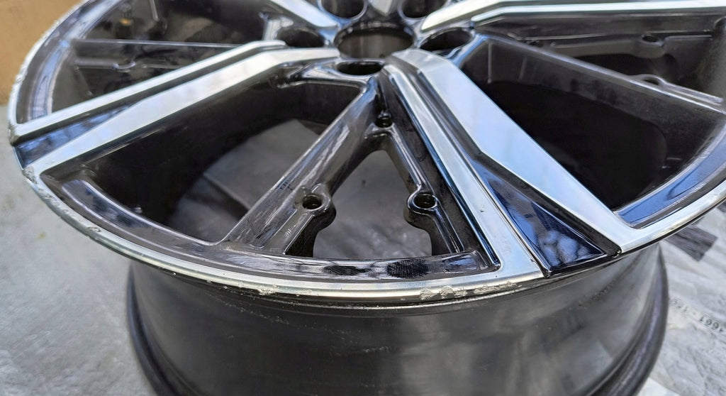 1x Alufelge 18 Zoll 8.0" 5x108 48ET Glanz Schwarz 9835058180 Peugeot 308 Iii