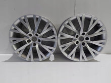 Laden Sie das Bild in den Galerie-Viewer, 1x Alufelge 18 Zoll 8.0&quot; 5x112 44ET 3V0601025AN Skoda Superb Iii Rim Wheel