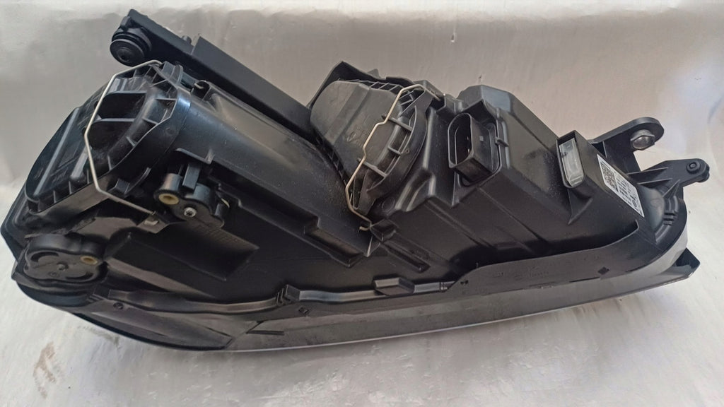 Frontscheinwerfer VW Sportsvan 517941006B Xenon Ein Stück (Rechts oder Links) SCH9008348075os