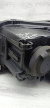Load image into Gallery viewer, Frontscheinwerfer Volvo 30678187 Xenon Rechts Scheinwerfer Headlight SCH7013422308mc