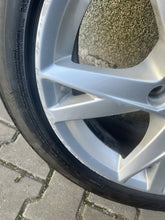 Laden Sie das Bild in den Galerie-Viewer, 1x Alufelge 17 Zoll 7.5" 5x112 38ET 8W0601025K Audi A4 B9 Rim Wheel FEL8185231886tn