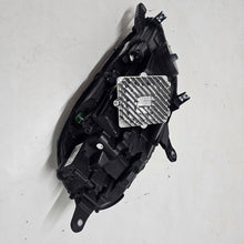 Laden Sie das Bild in den Galerie-Viewer, Frontscheinwerfer Maserati I 06701588620 Rechts Scheinwerfer Headlight SCH4632875284on