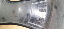 Laden Sie das Bild in den Galerie-Viewer, 1x Alufelge 18 Zoll 8.5&quot; 5x115 49ET Glanz Schwarz 39096045 Opel Insignia B