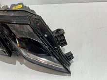 Laden Sie das Bild in den Galerie-Viewer, Frontscheinwerfer Skoda Octavia I 5E1941016D Rechts Scheinwerfer Headlight SCH7098235033pi