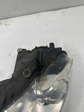 Laden Sie das Bild in den Galerie-Viewer, Frontscheinwerfer VW Touran 1T1941751A Links Scheinwerfer Headlight