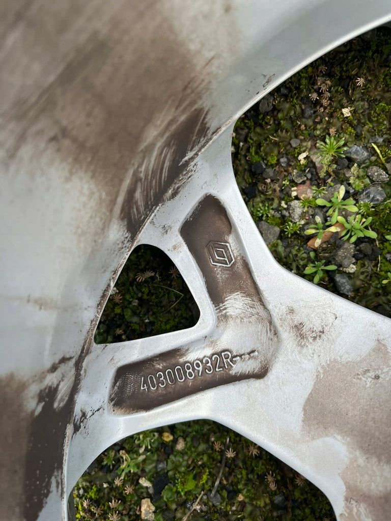 1x Alufelge 18 Zoll 7.5" 5x114.3 40ET 403008932R Renault Kadjar Rim Wheel