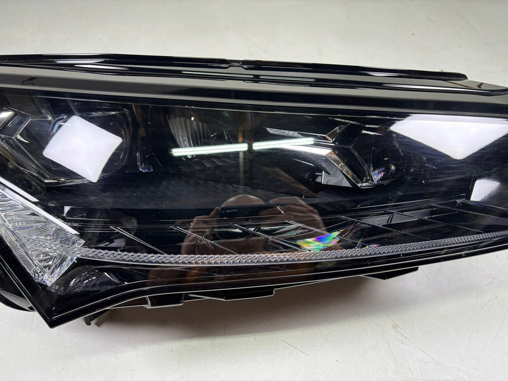 Frontscheinwerfer Skoda Enyaq 5LB941016A LED Rechts Scheinwerfer Headlight