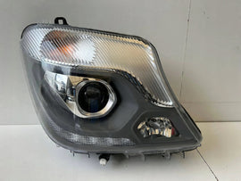 Frontscheinwerfer Mercedes-Benz Sprinter 906 9068203261 Rechts Headlight