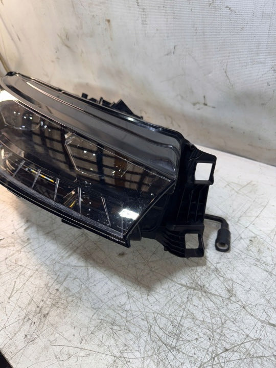 Frontscheinwerfer Skoda Enyaq IV 5LB941016G Rechts Scheinwerfer Headlight SCH8678020481sf