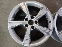 Load image into Gallery viewer, 1x Alufelge 17 Zoll 7.5" 5x112 38ET Glanz Silber 8W0601025 Audi A4 B9 Rim Wheel FEL9911233807ro