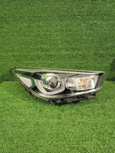 Load image into Gallery viewer, Frontscheinwerfer Kia Rio IV 92102-H8 LED Rechts Scheinwerfer Headlight SCH9716132186cv