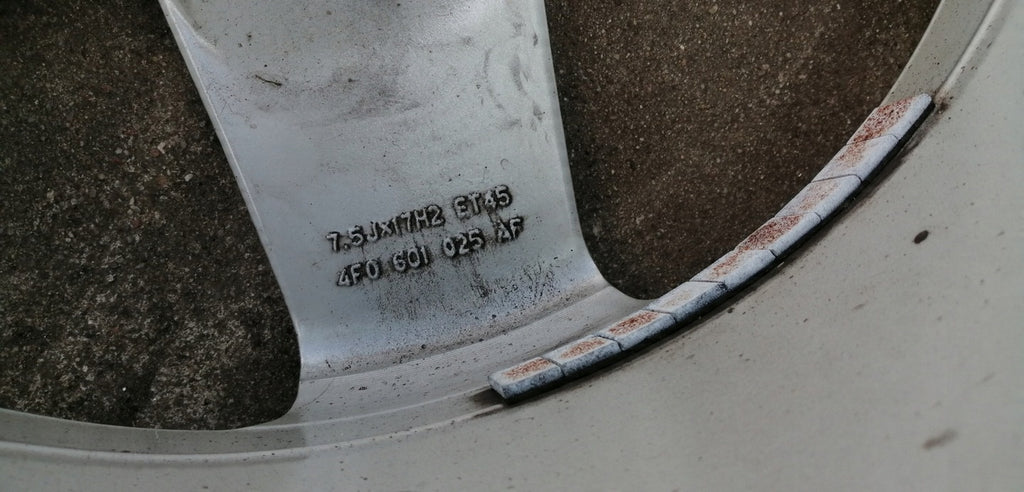 1x Alufelge 17 Zoll 7.5" 5x100 4F0601025AF Audi C6 Rim Wheel